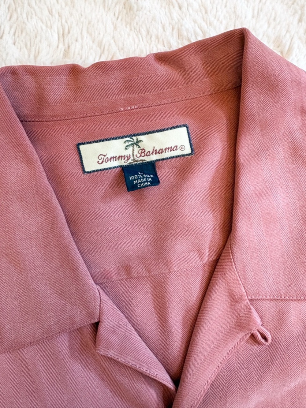 Tommy Bahama Silk Shirt Large Coral Camp Collar Button Up Resort - Picture 2 of 3